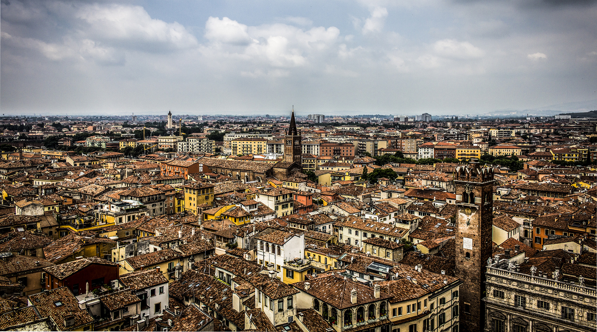 Canon EF-S 18-55mm F3.5-5.6 sample photo. Torre dei lamberti verona photography