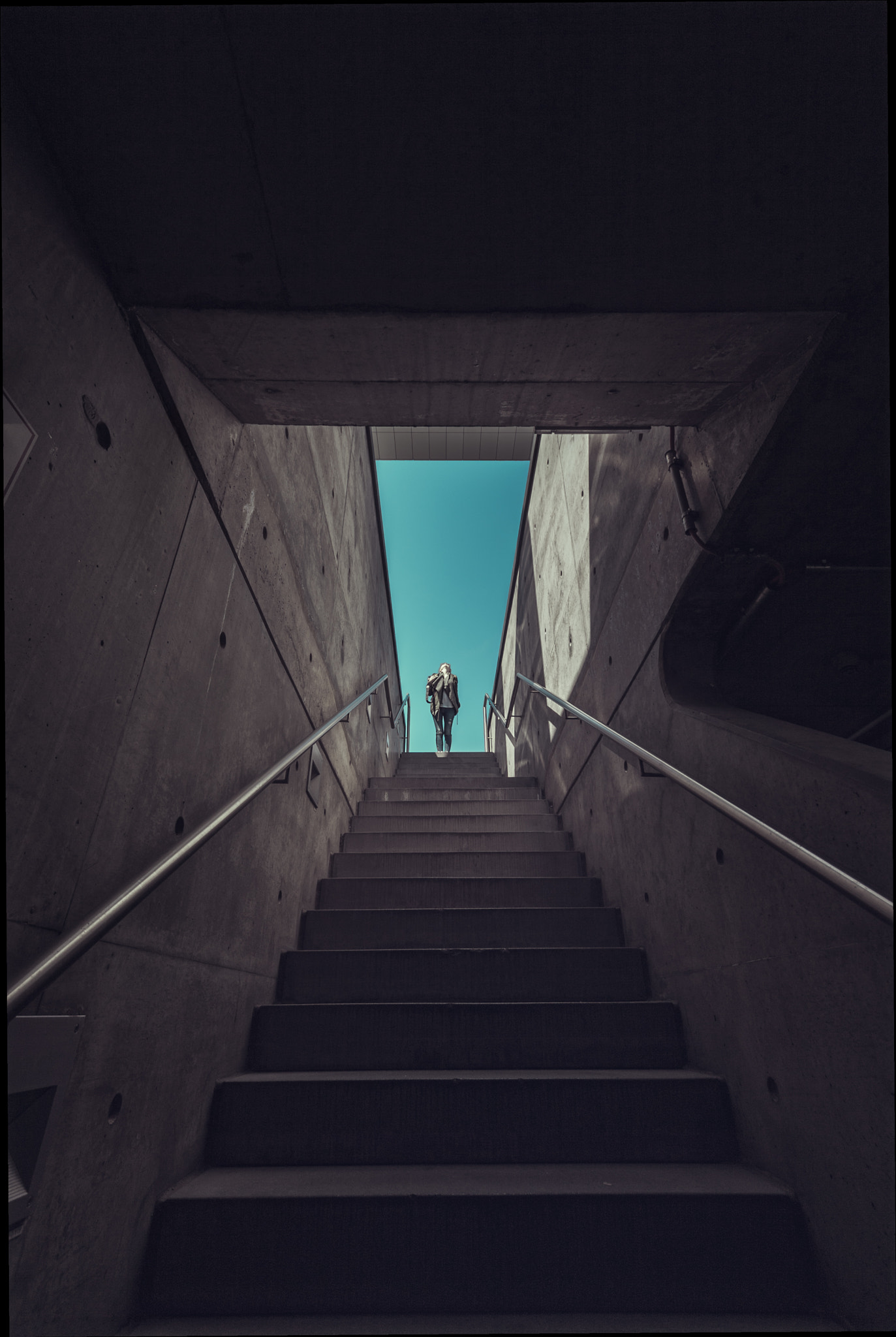 Canon EOS-1D Mark III sample photo. Urban exploration - cologne photography
