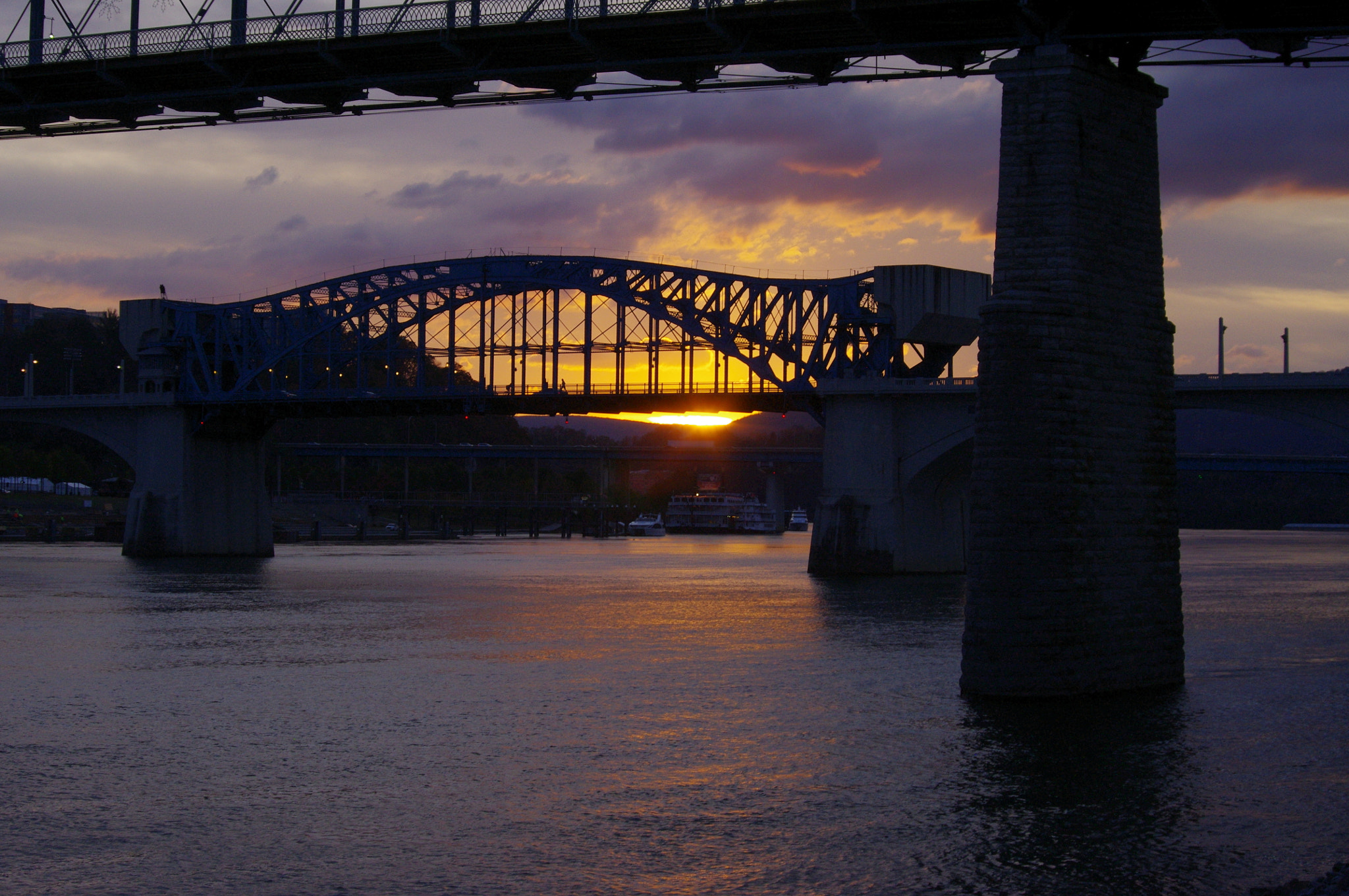 smc PENTAX-DA L 50-200mm F4-5.6 ED sample photo. Chattanooga bridge photography