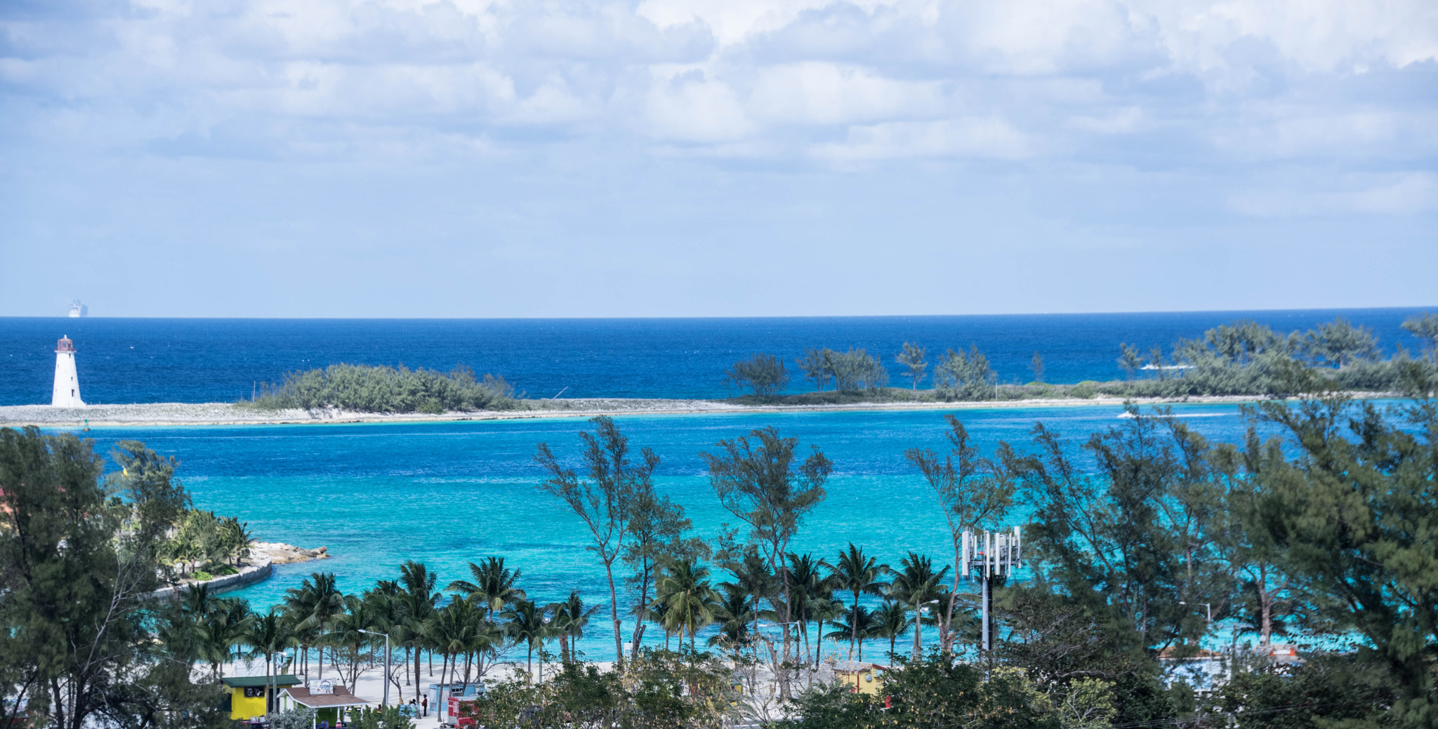 Sigma 18-250mm F3.5-6.3 DC Macro OS HSM sample photo. Nassau photography