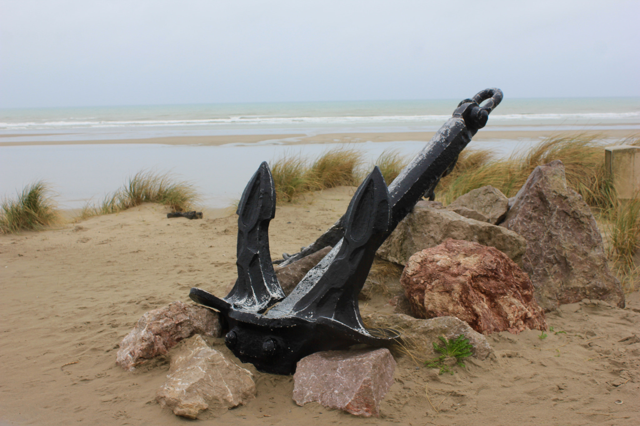 Canon EF-S 18-55mm F3.5-5.6 IS sample photo. Anchor on the shore photography