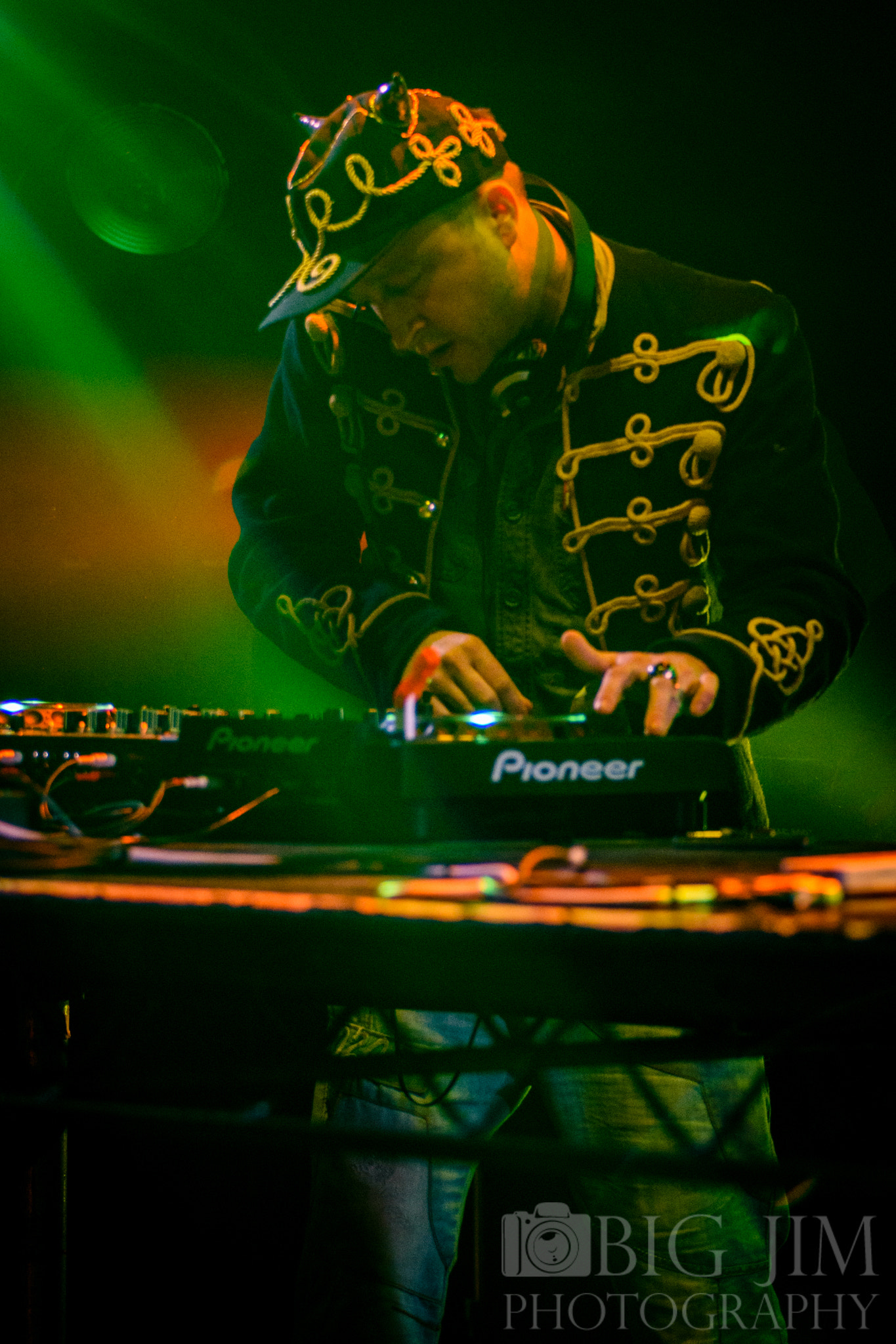 Sigma 70-200mm F2.8 EX DG OS HSM sample photo. Beat and swing the wedgewood room portsmouth photography