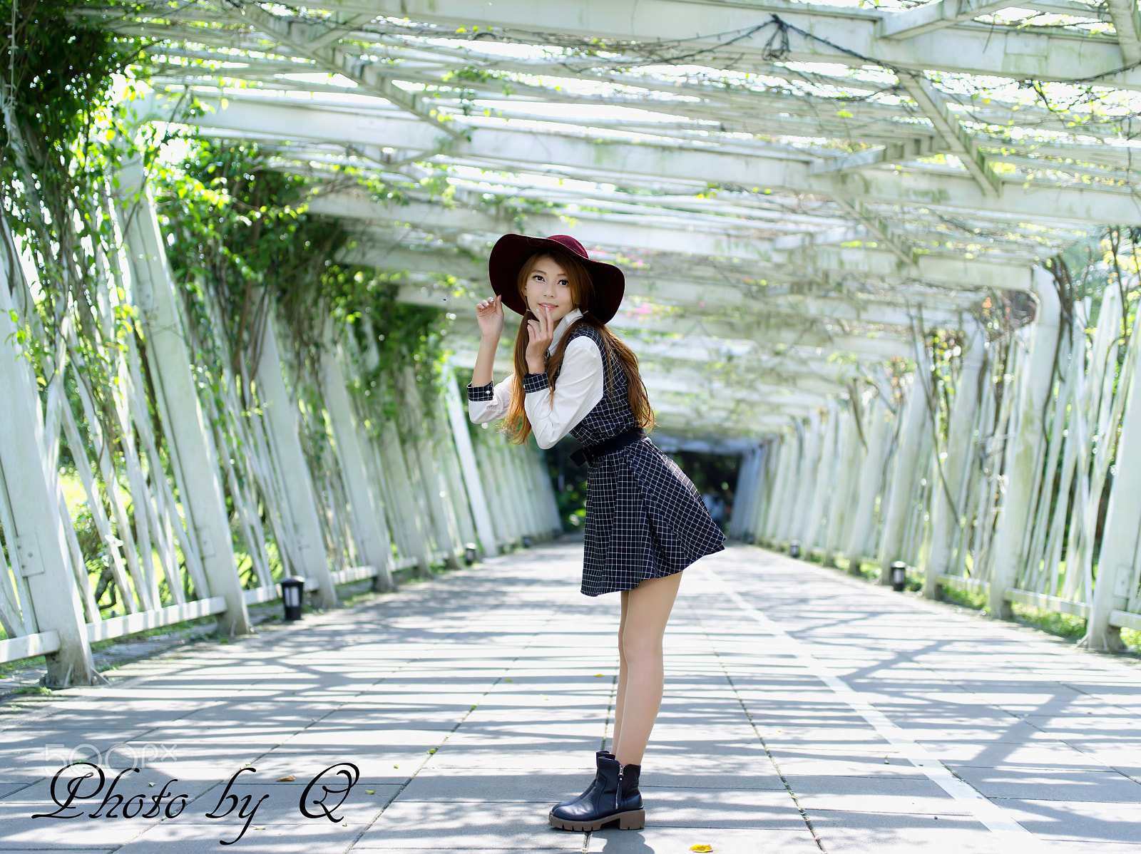 Pentax 645D sample photo. Girl photography