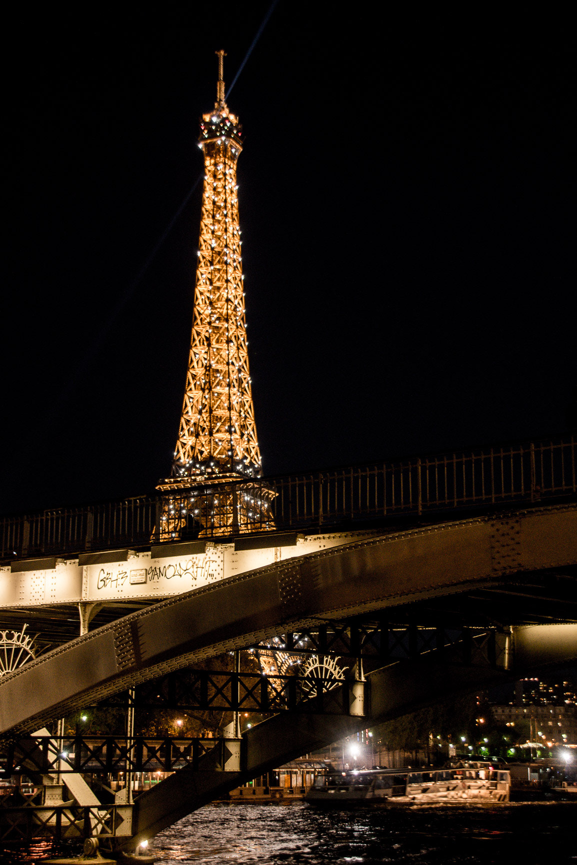 Pentax K-3 sample photo. Eiffel photography