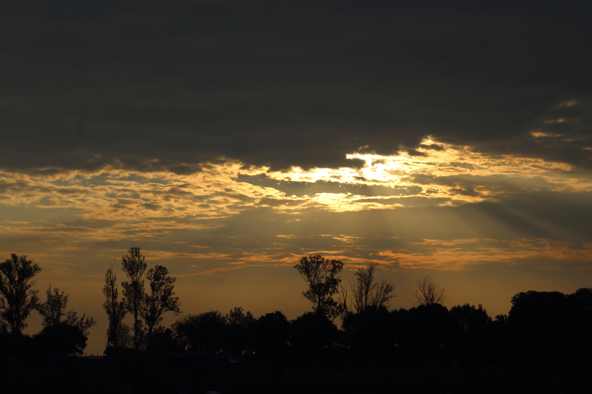 Canon EF 28-135mm F3.5-5.6 IS USM sample photo. Sky photography