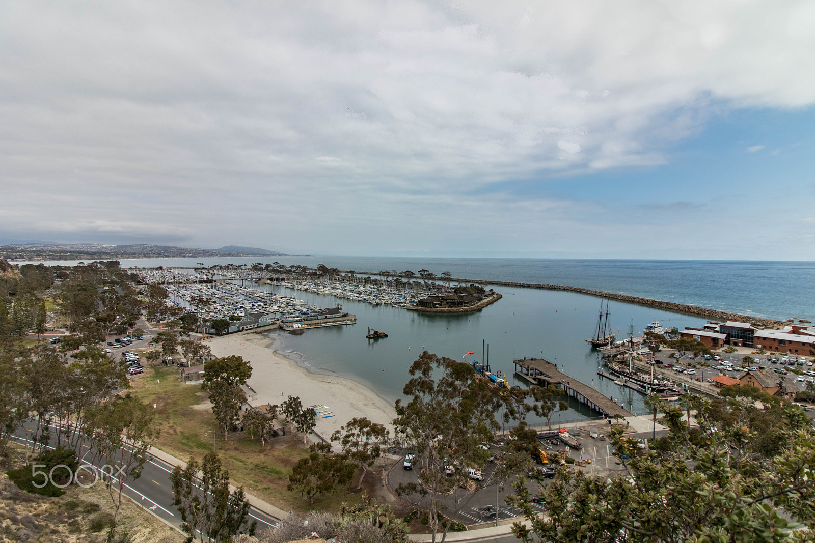 Canon EOS 80D + Canon EF-S 10-18mm F4.5–5.6 IS STM sample photo. Dana point harbor photography
