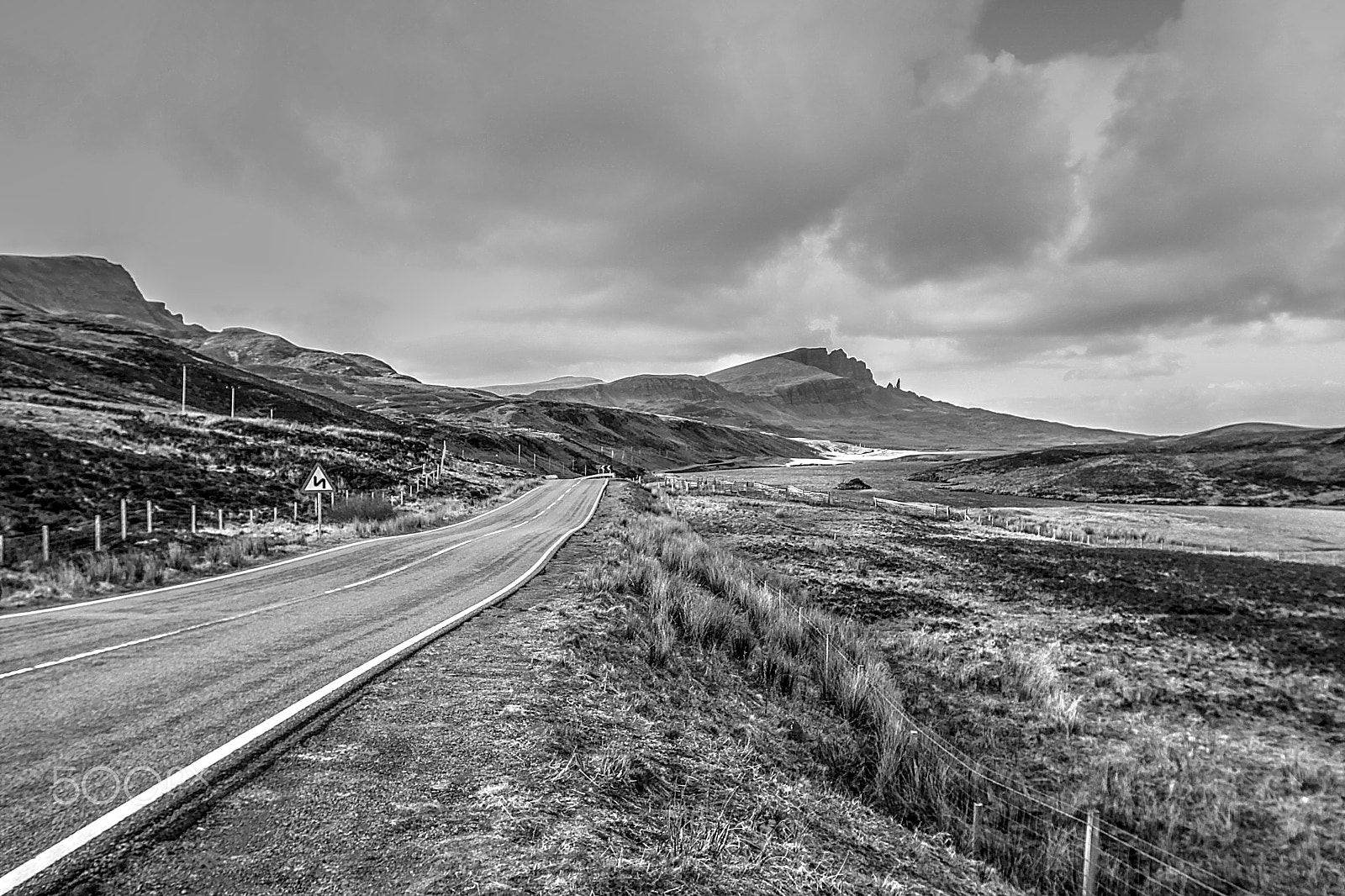Canon EF 16-35mm F2.8L II USM sample photo. Trotternish on the way to portree photography