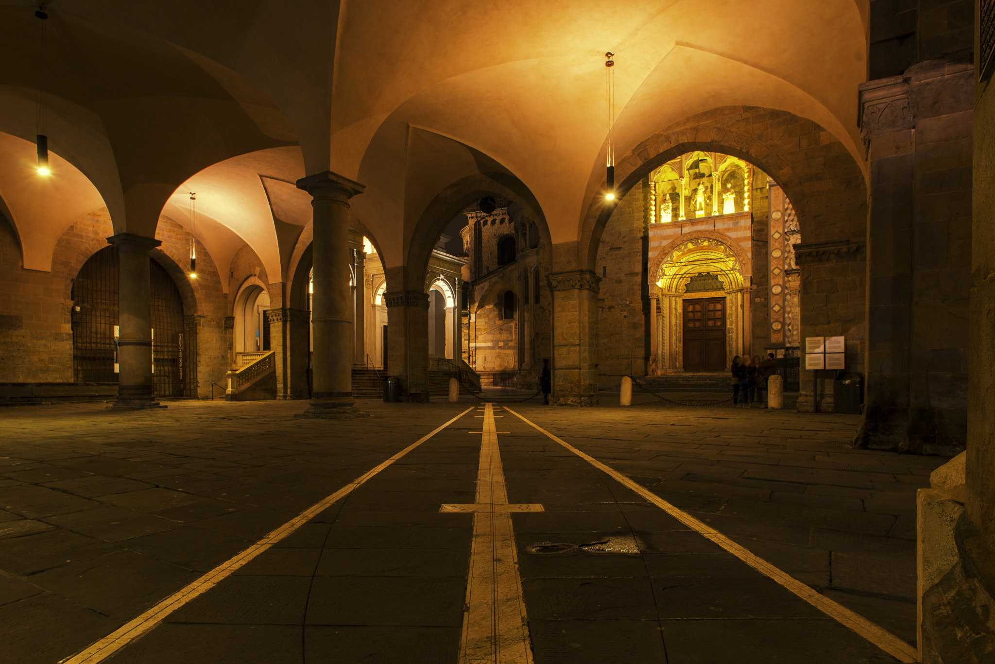 ZEISS Distagon T* 18mm F3.5 sample photo. Bergamo by night photography