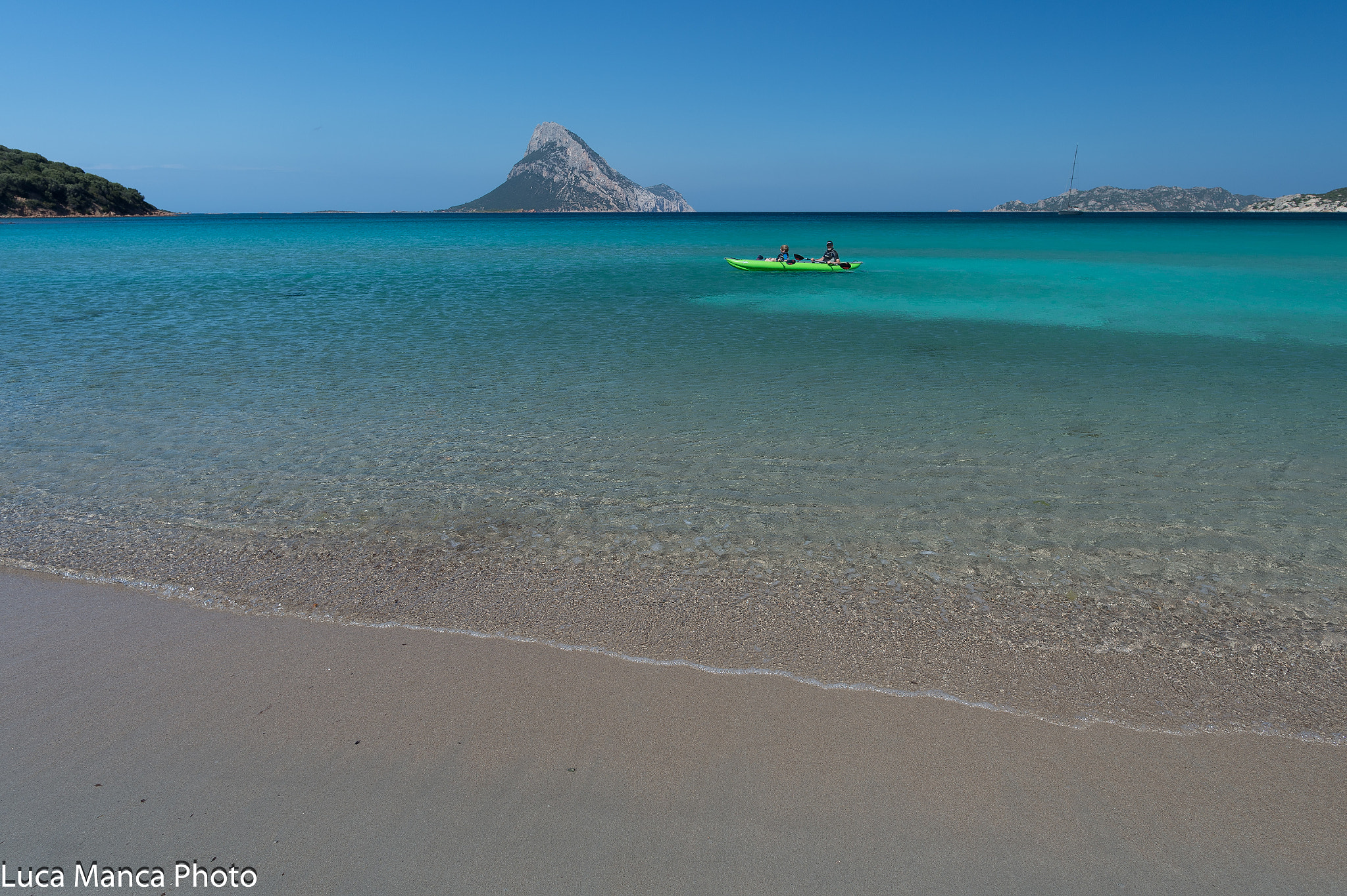 Nikon D4S + Nikon AF-S Nikkor 20mm F1.8G ED sample photo. Paradiso photography