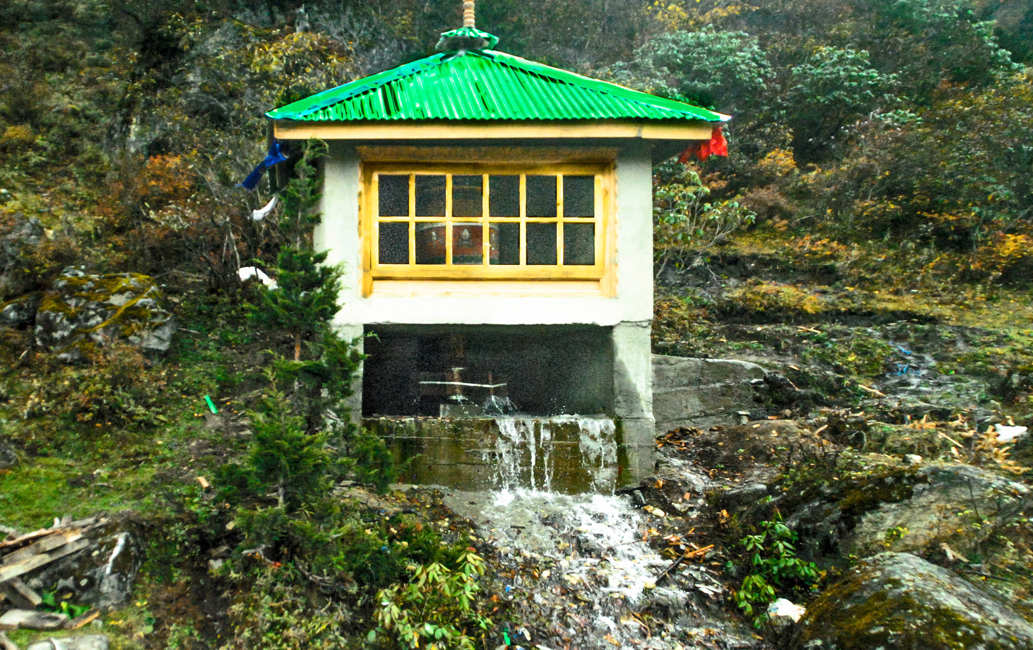 Nikon D3000 sample photo. Water grinder... photography