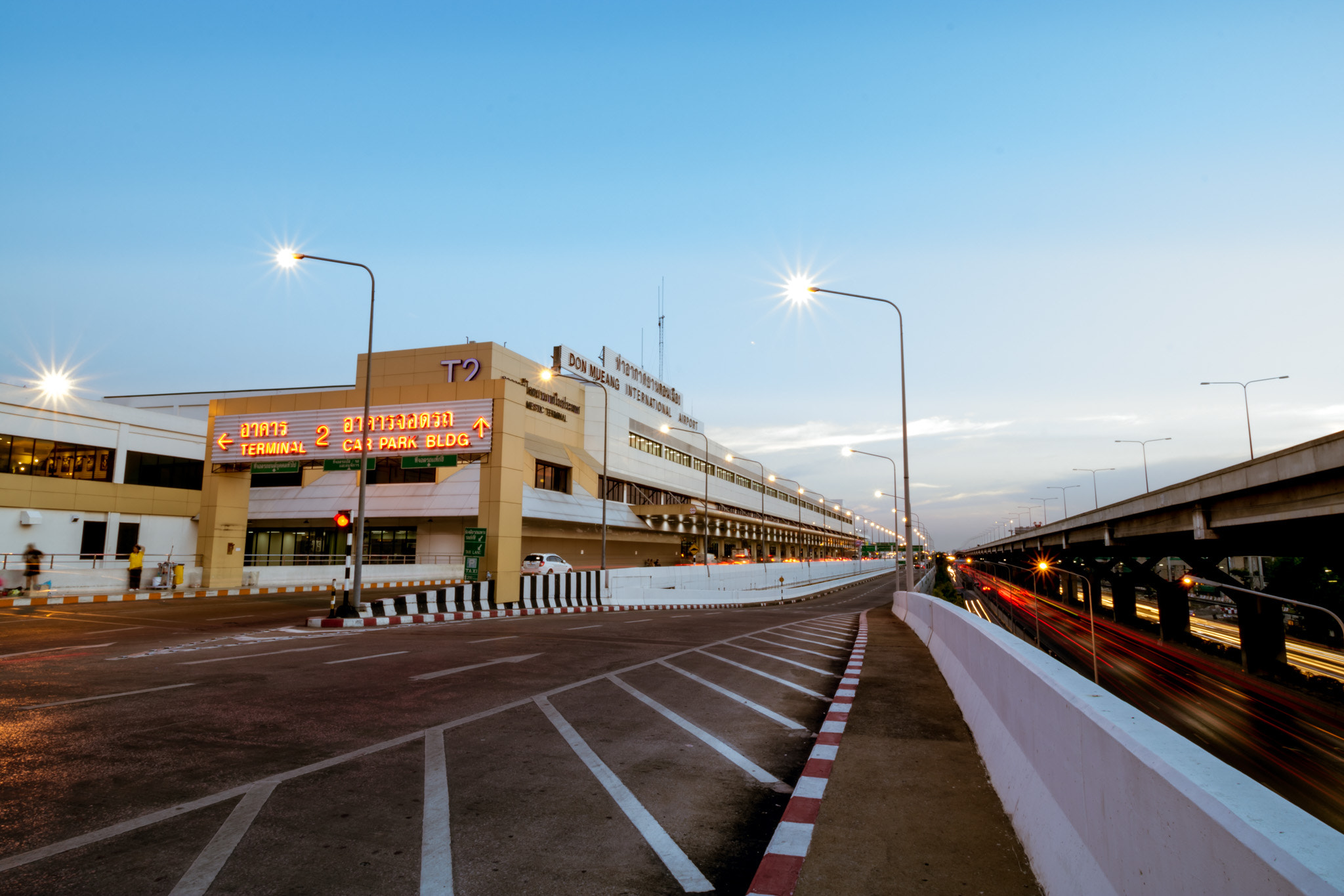 Canon EF-S 10-18mm F4.5–5.6 IS STM sample photo. Donmuang photography