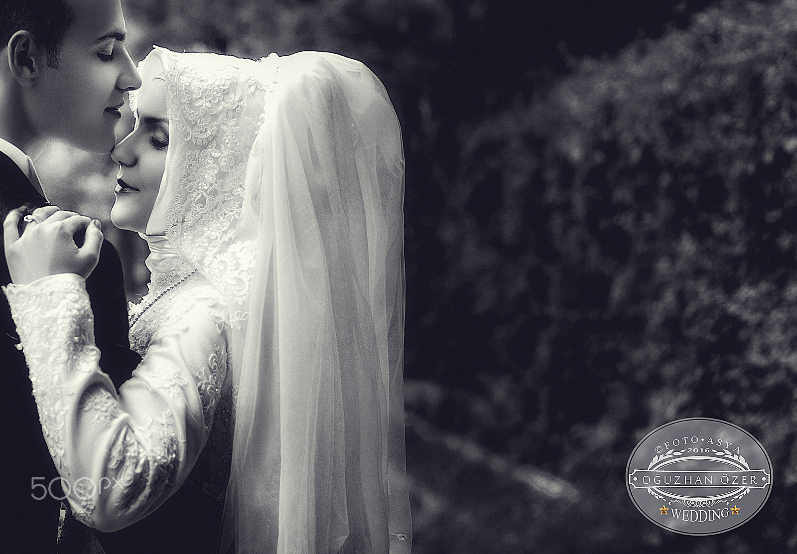 Canon EF 50mm F1.4 USM sample photo. Black&white-wedding photography