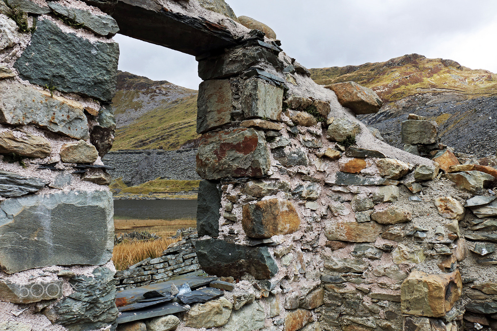 Canon EOS 70D + Canon EF-S 18-135mm F3.5-5.6 IS STM sample photo. Cwmorthin ruins wales april photography