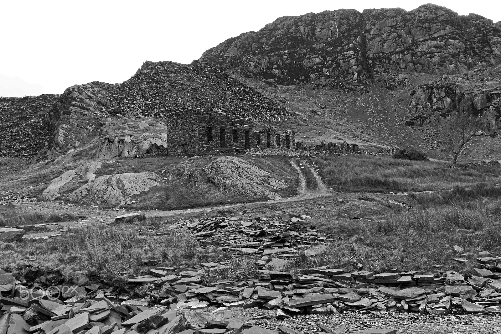 Canon EF-S 18-135mm F3.5-5.6 IS STM sample photo. Cwmorthin 3wales april bw photography