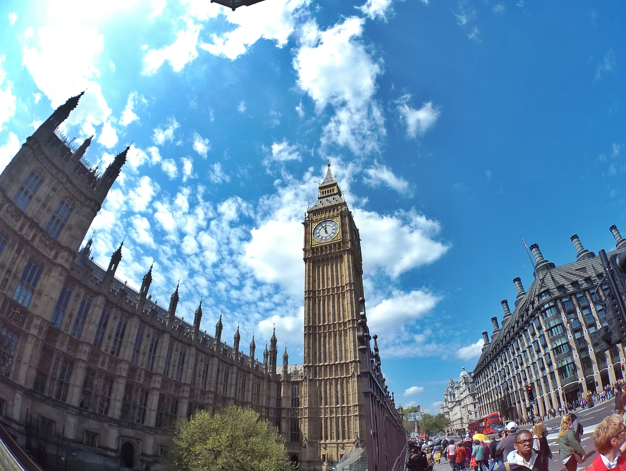 HTC RE sample photo. London calling photography