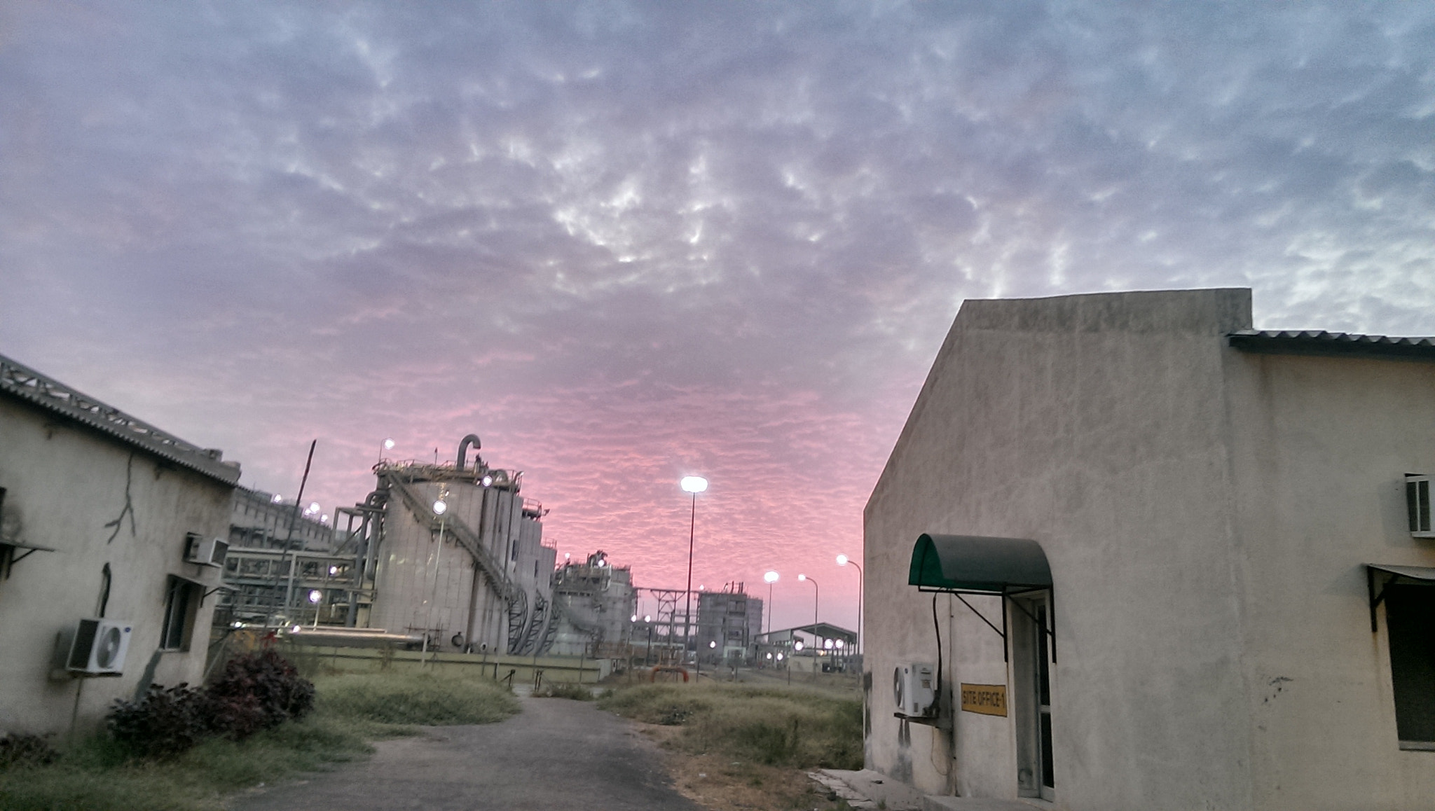 HTC ONE MINI sample photo. Sky photography