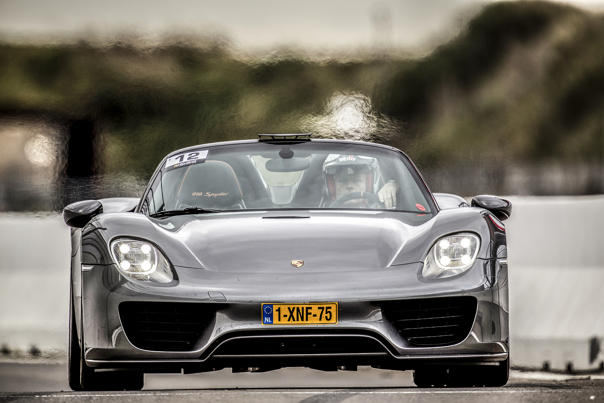 Canon EOS 6D + Canon EF 400mm F2.8L IS USM sample photo. Porsche 918 spyder photography