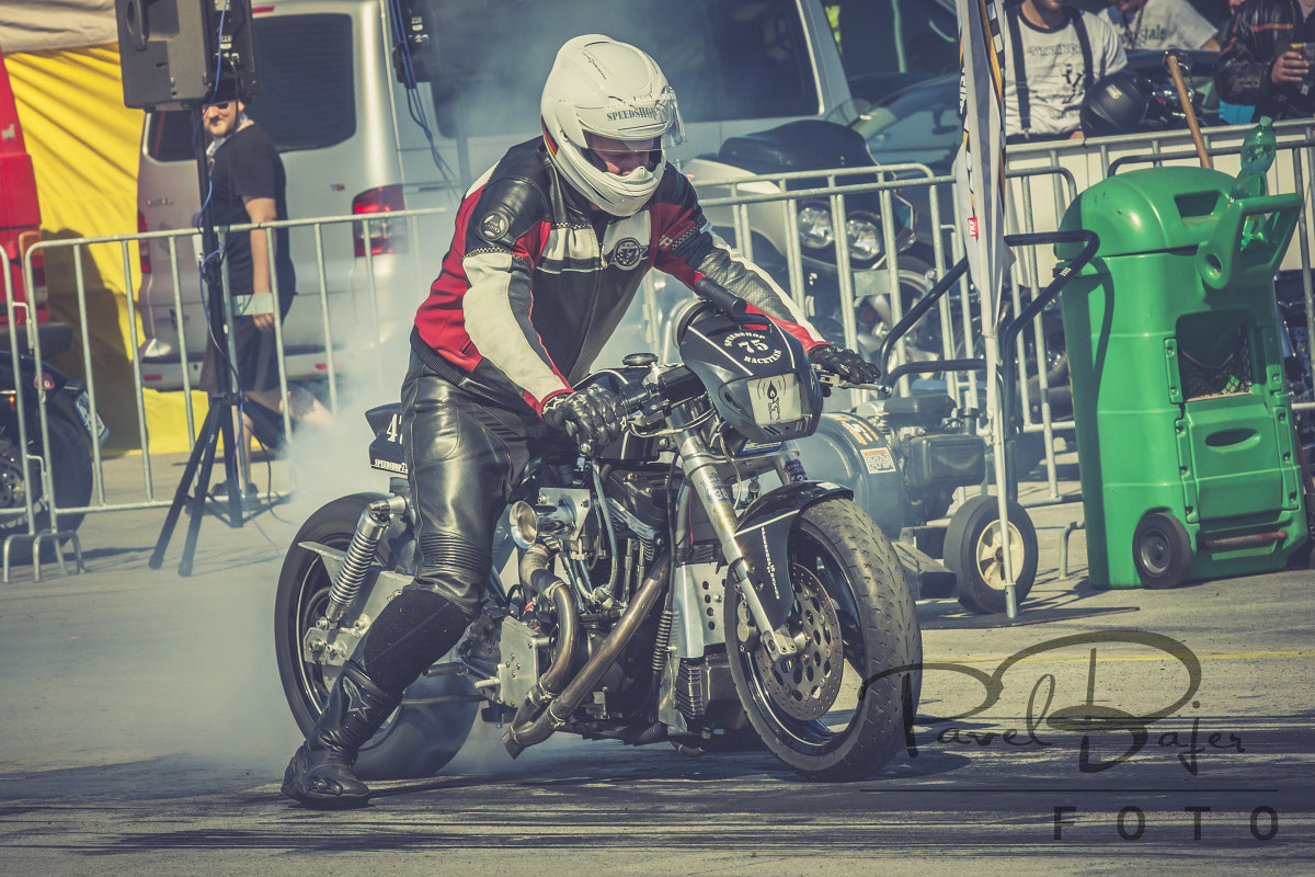Canon EF 70-200mm F2.8L USM sample photo. Dragster at the start photography