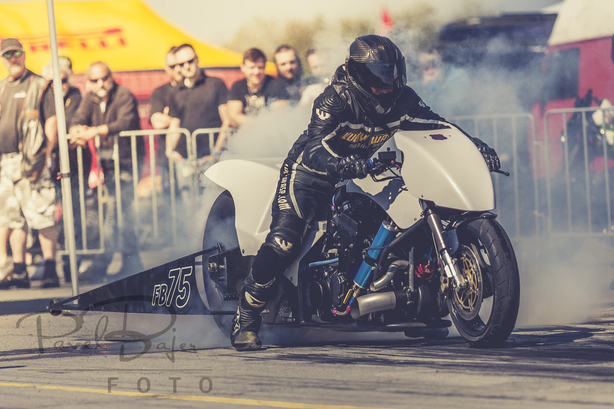 Canon EF 70-200mm F2.8L USM sample photo. Dragster at the start photography