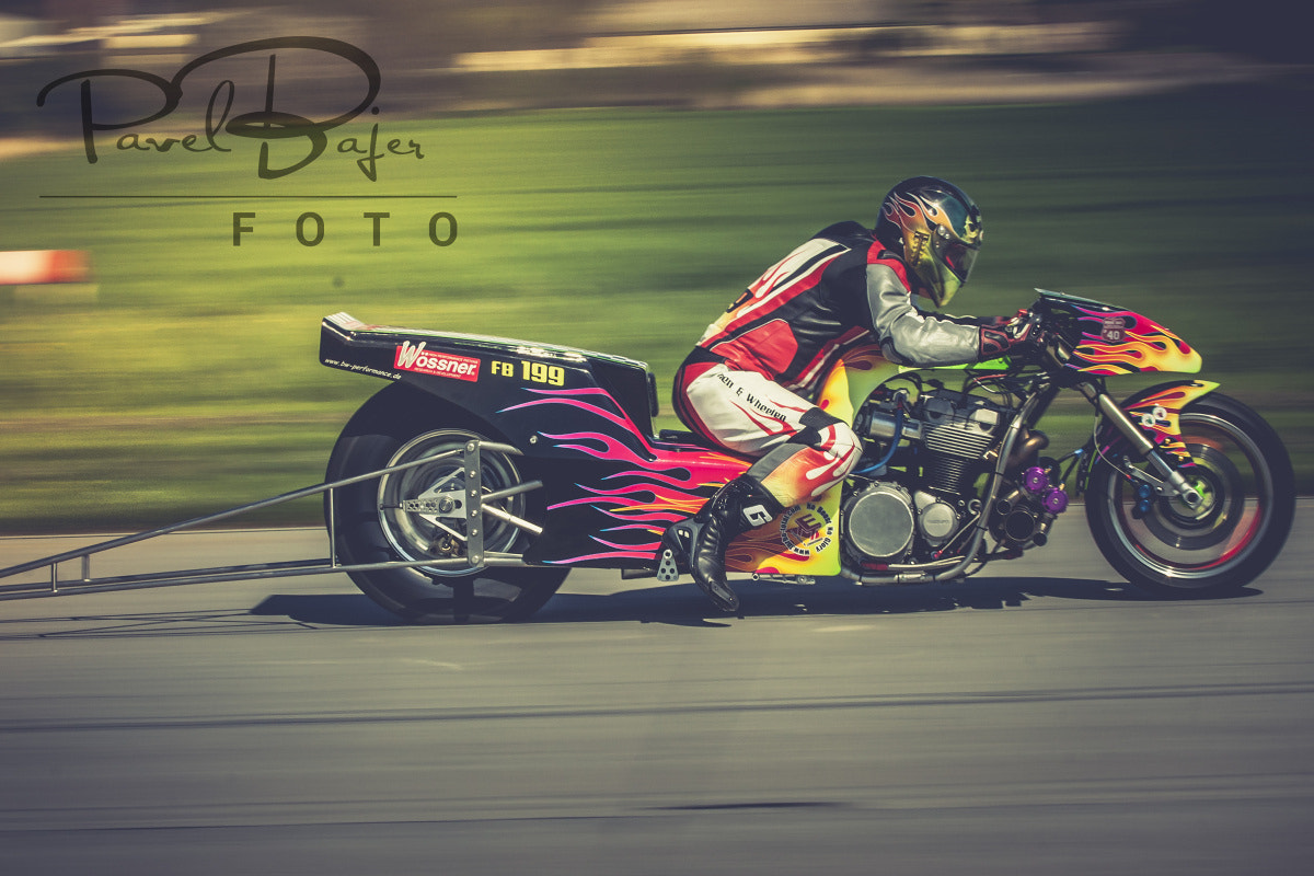 Canon EF 70-200mm F2.8L USM sample photo. Dragster at the start photography