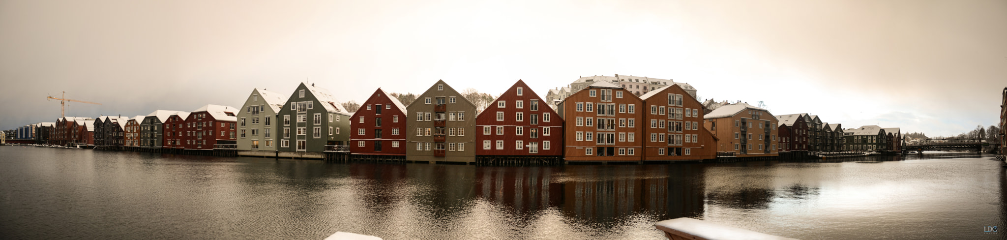 Nikon D7100 + Sigma 24mm F1.8 EX DG Aspherical Macro sample photo. Trondheim houses photography