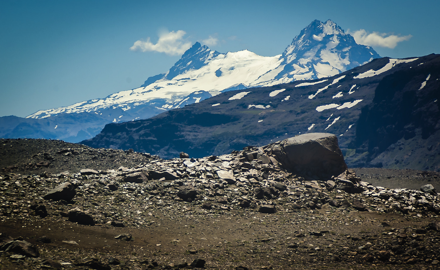Nikon D70s sample photo. Copahue photography