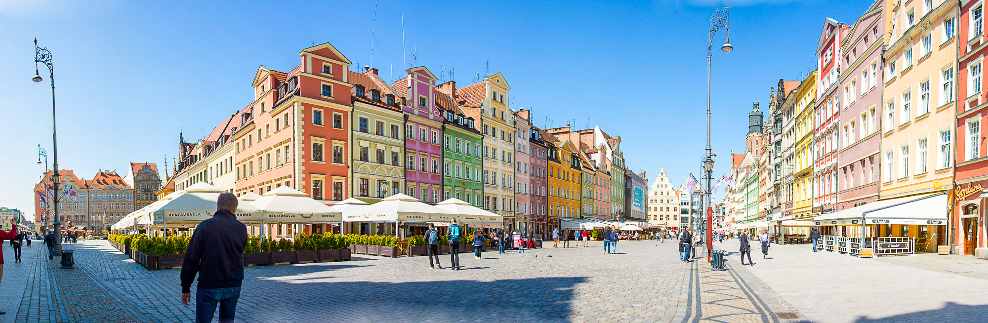 Canon EF 28-135mm F3.5-5.6 IS USM sample photo. Colour of wroclaw photography