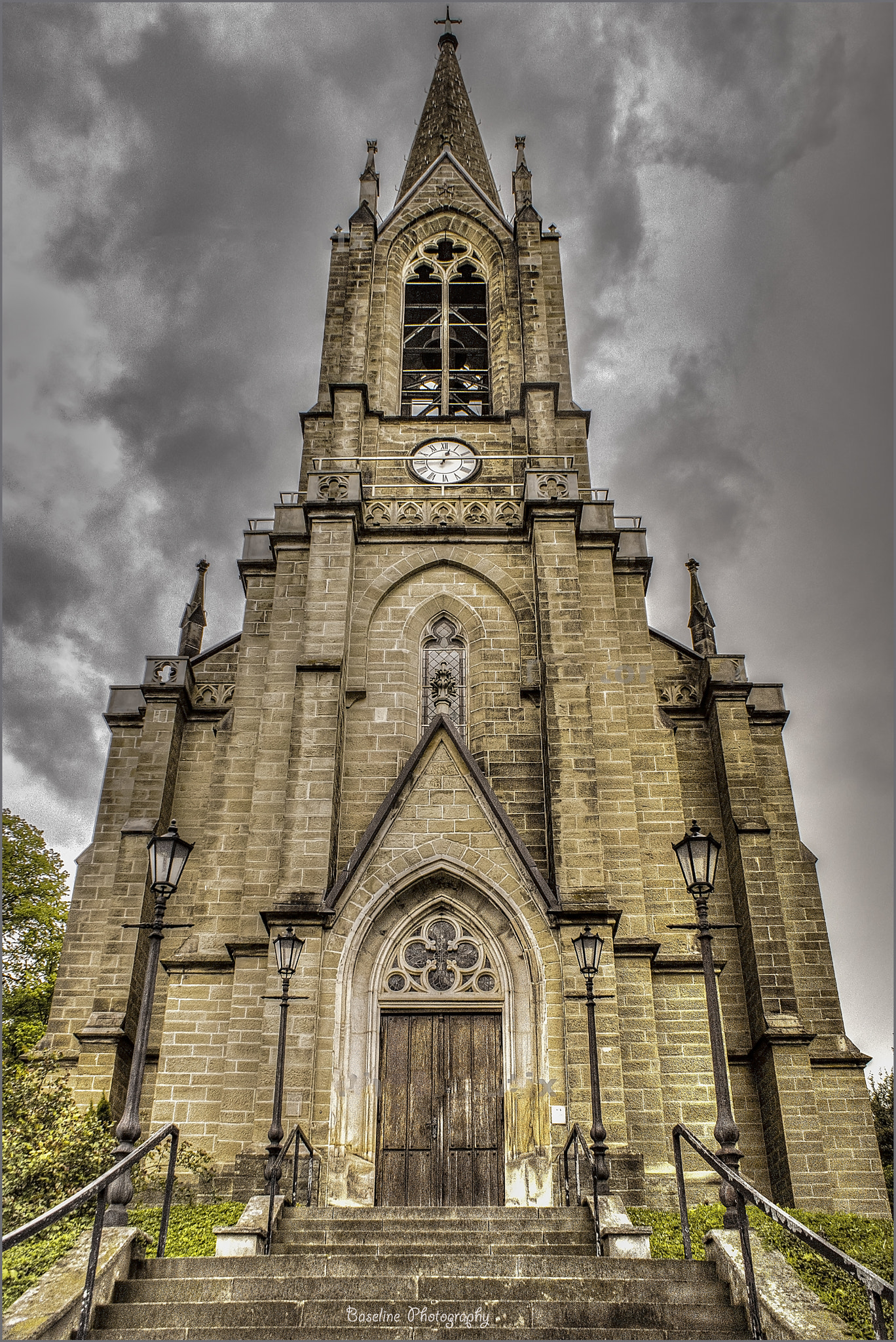 Sony DT 18-70mm F3.5-5.6 sample photo. Kirche pyrmont photography