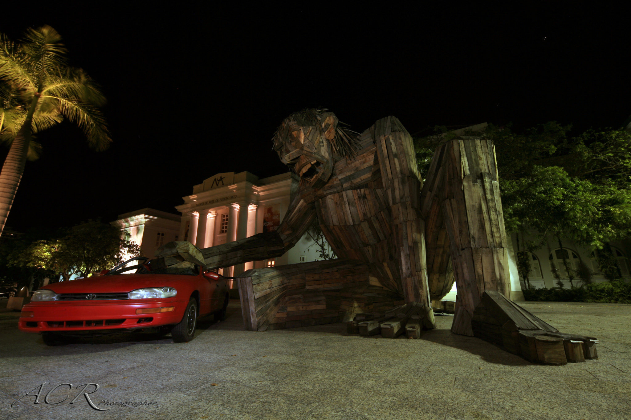 Canon EOS-1D Mark II N sample photo. 'wilson's car' photography