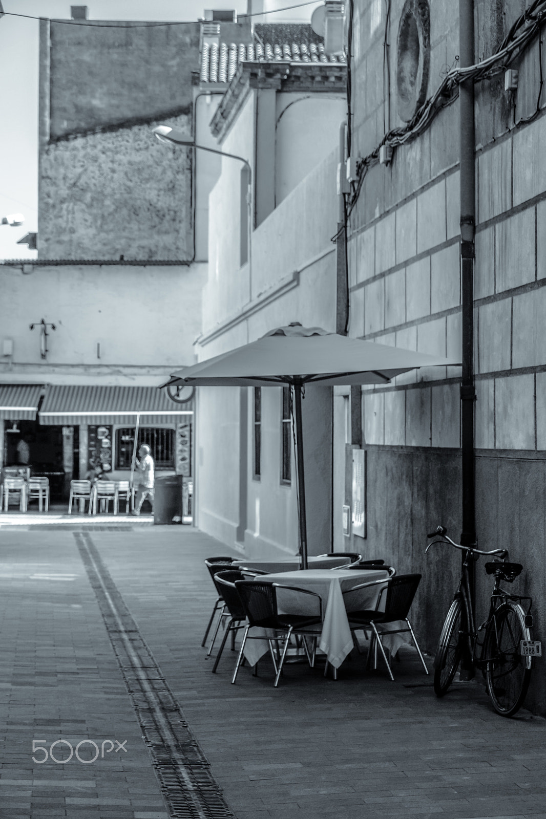 Sony SLT-A65 (SLT-A65V) sample photo. Street cafe photography