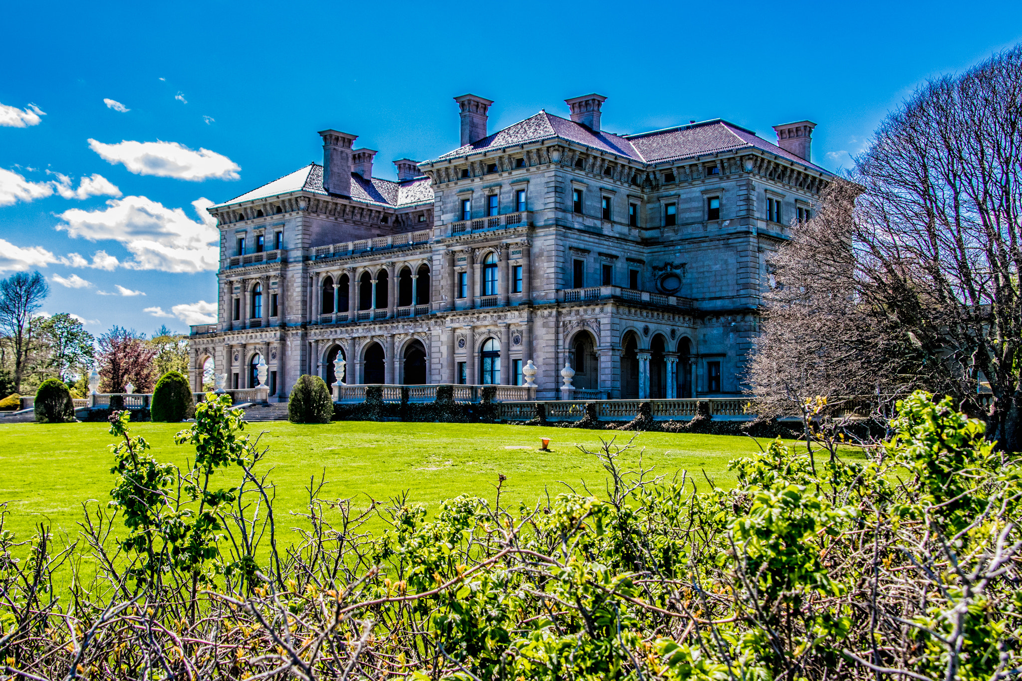 Canon EOS 7D Mark II + Tamron 18-270mm F3.5-6.3 Di II VC PZD sample photo. The breakers mansion photography