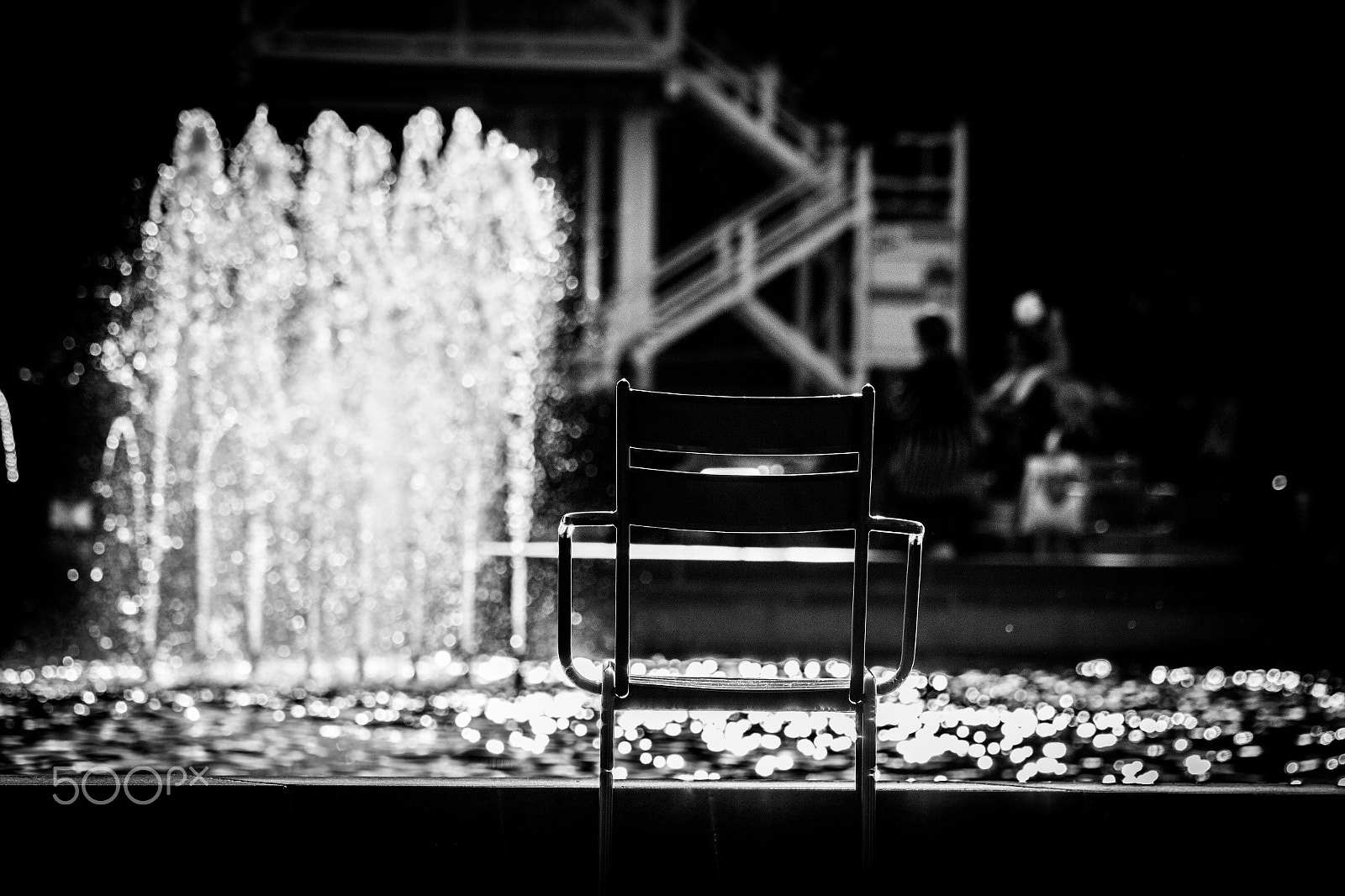 Canon EOS 650D (EOS Rebel T4i / EOS Kiss X6i) sample photo. Lonely chair photography