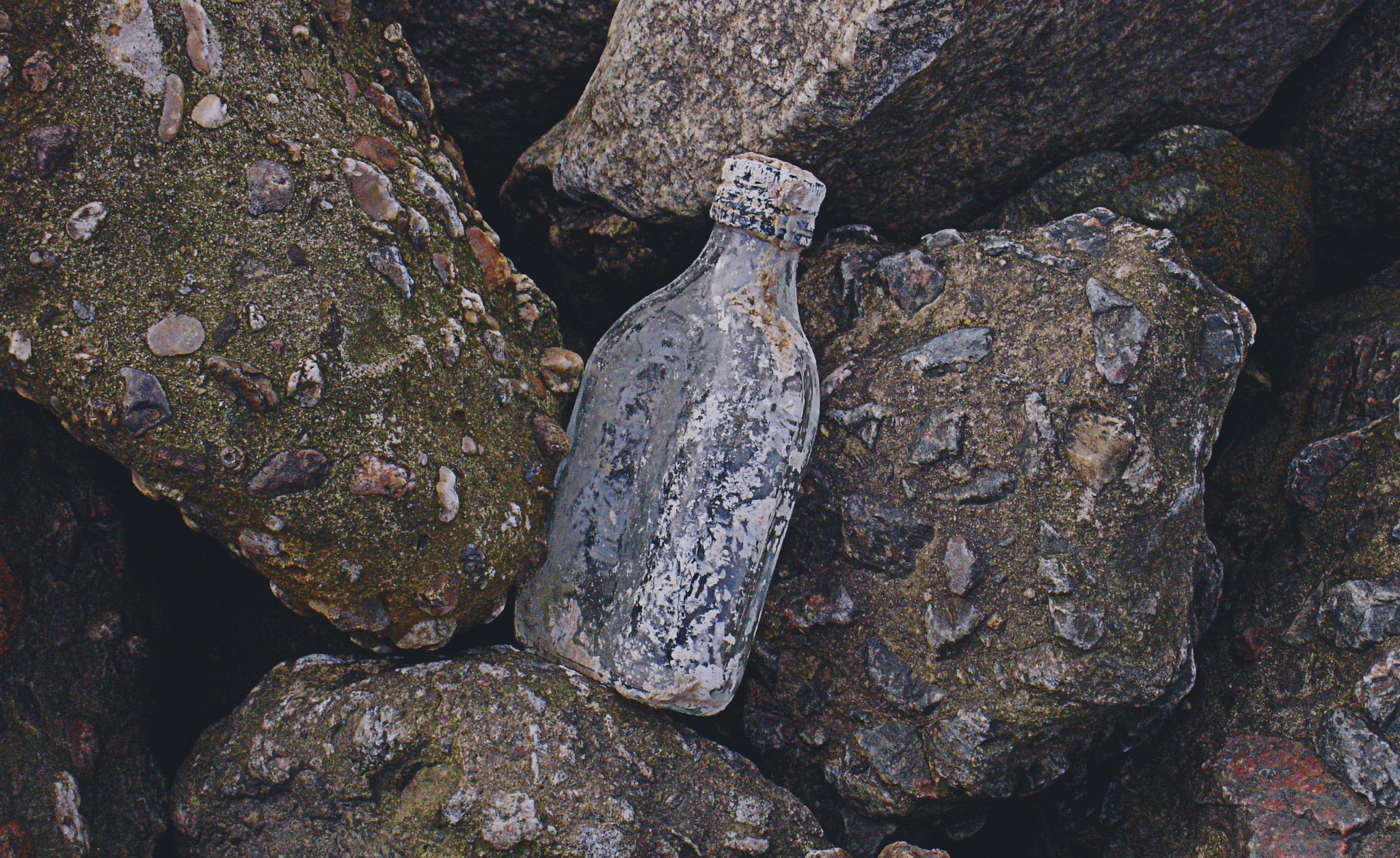 Sony DSC-V3 sample photo. Bottle photography