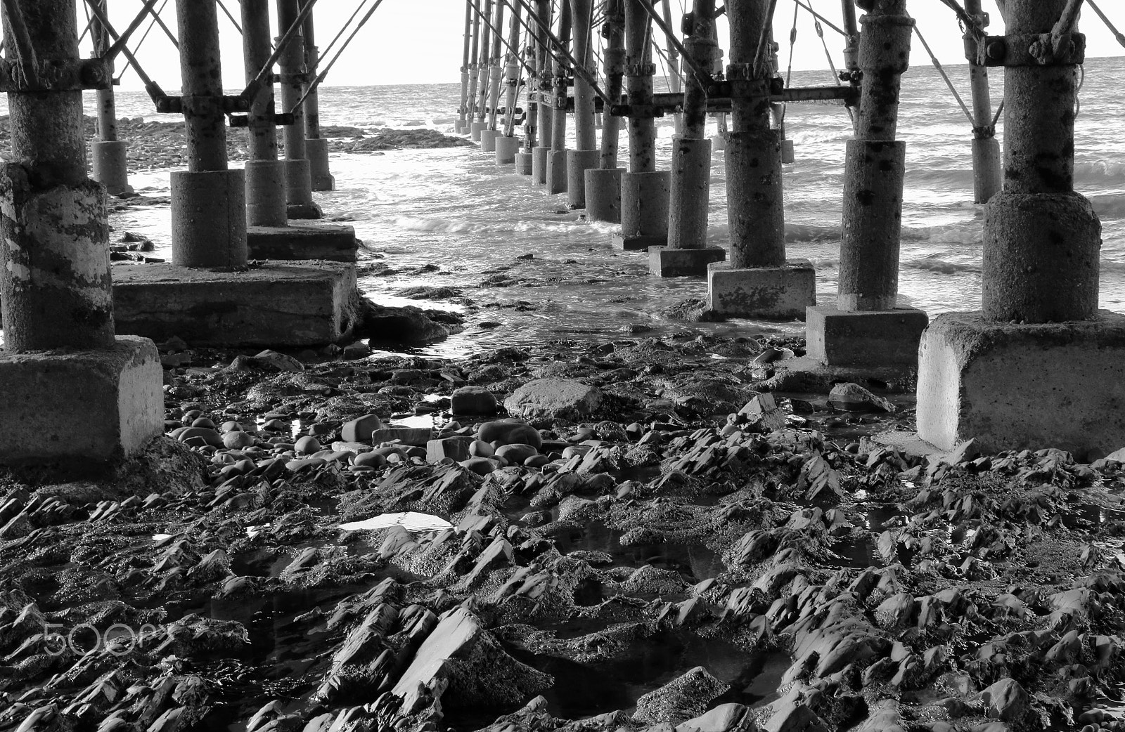 Canon EF-S 18-135mm F3.5-5.6 IS STM sample photo. Under the pier photography
