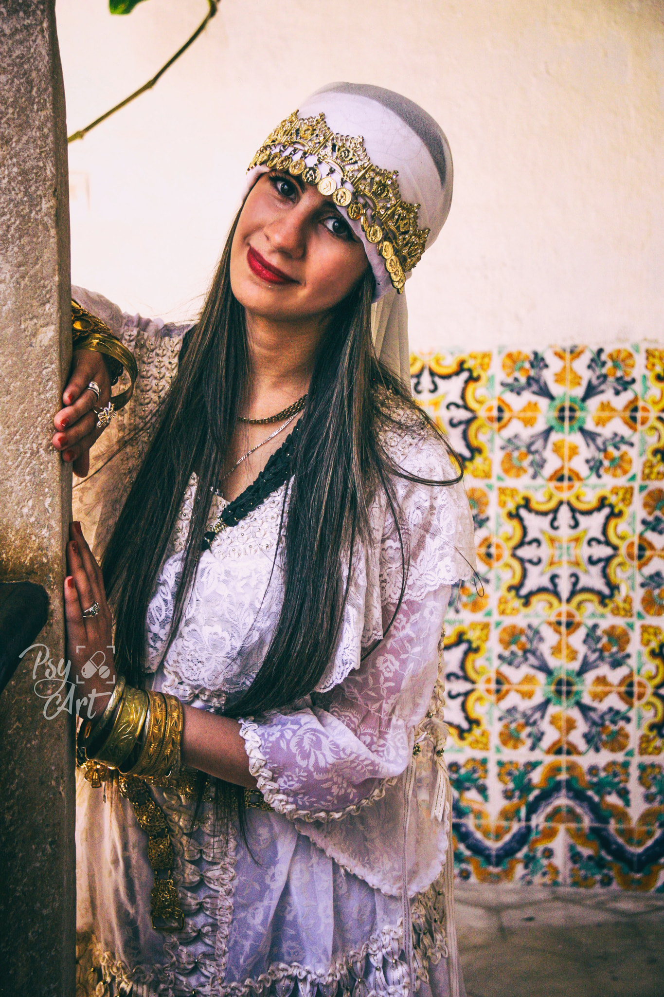 Canon EOS 40D sample photo. Traditional dress ouled nail photography