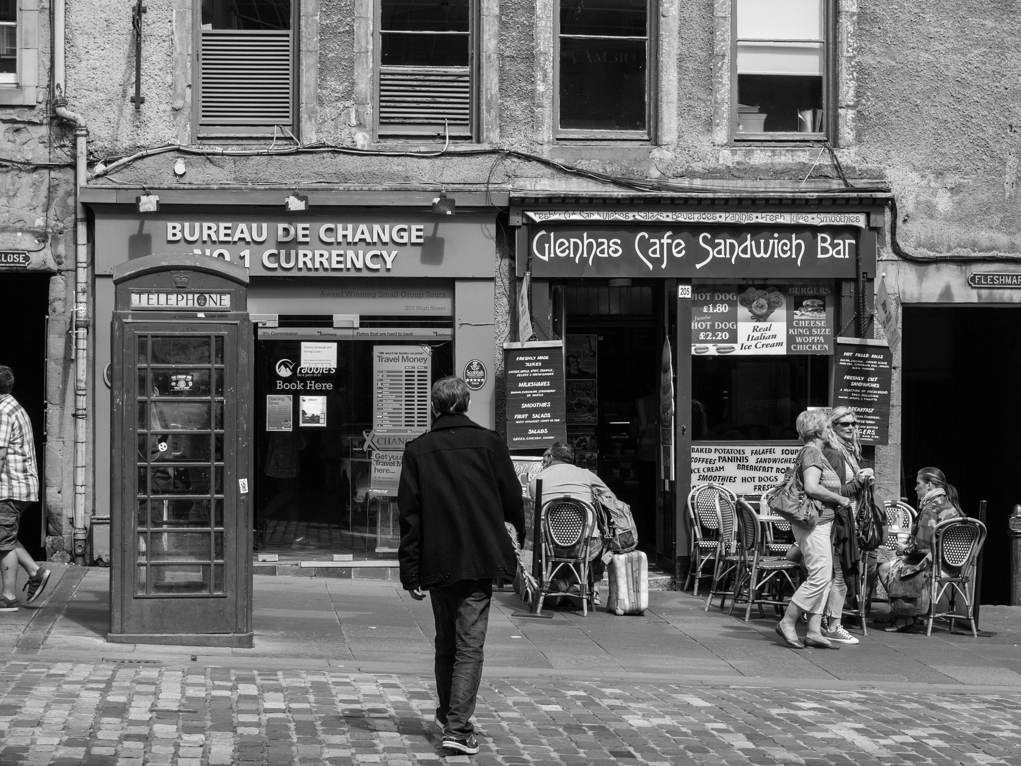 Olympus E-30 + Olympus Zuiko Digital 14-54mm F2.8-3.5 II sample photo. Quiet evening in edinburgh photography