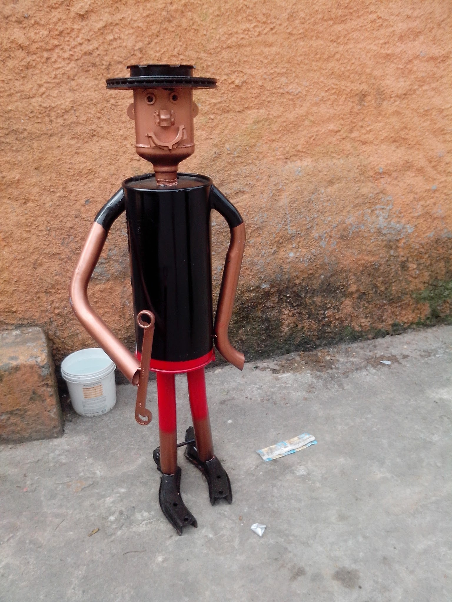 Motorola RAZR D1 sample photo. Tin man. photography
