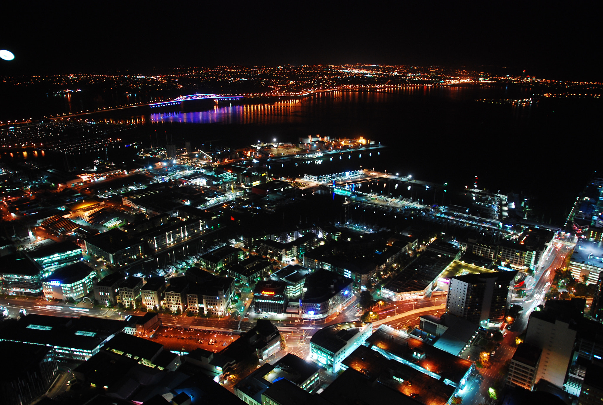 Nikon D80 sample photo. Auckland night photography