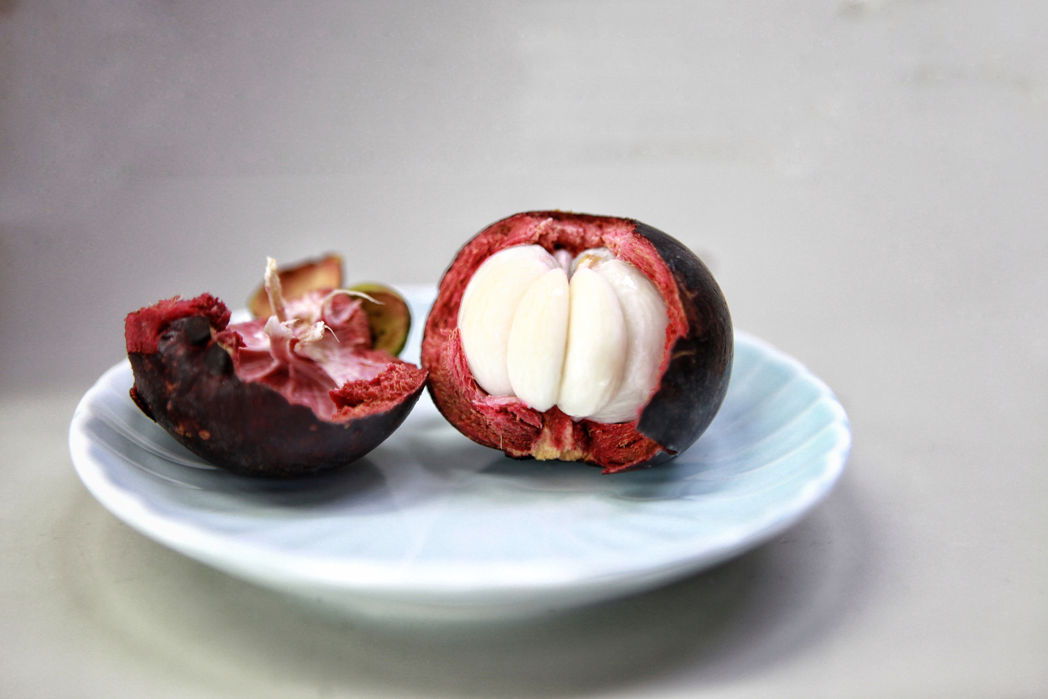 Canon EF 24-70mm F2.8L USM sample photo. Mangosteen photography