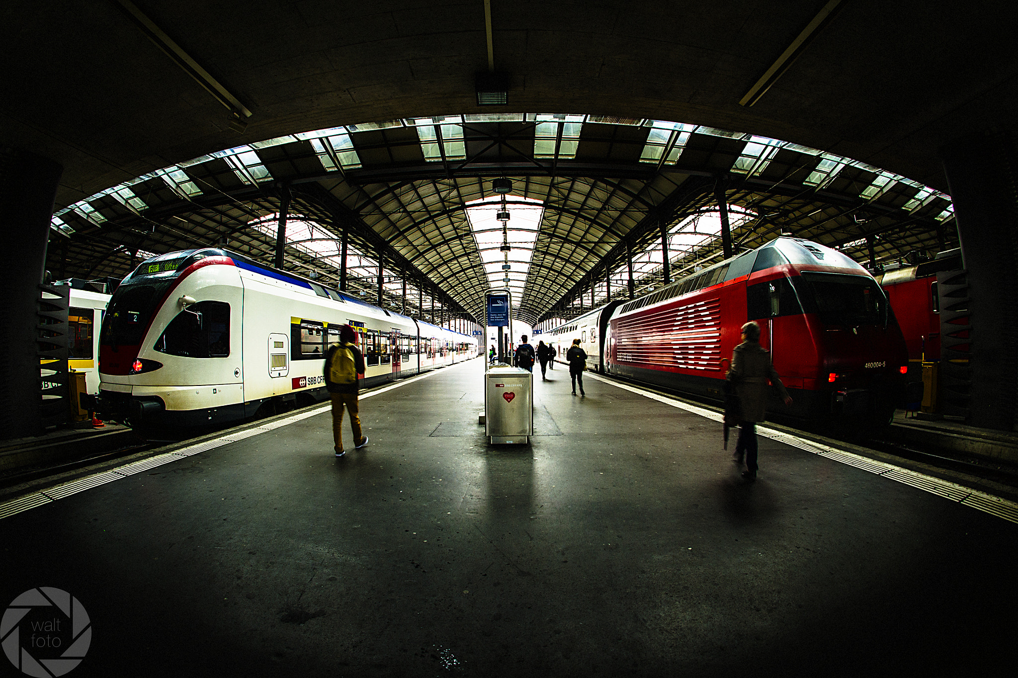 Nikon D3100 + Sigma 10mm F2.8 EX DC HSM Diagonal Fisheye sample photo. Station photography