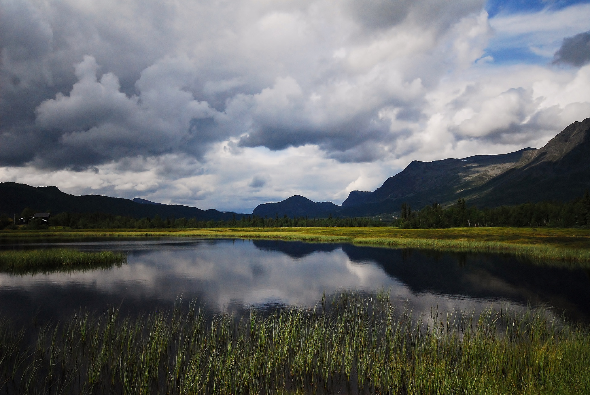 Sigma 10-20mm F4-5.6 EX DC HSM sample photo. Mirror mirror on the lake photography