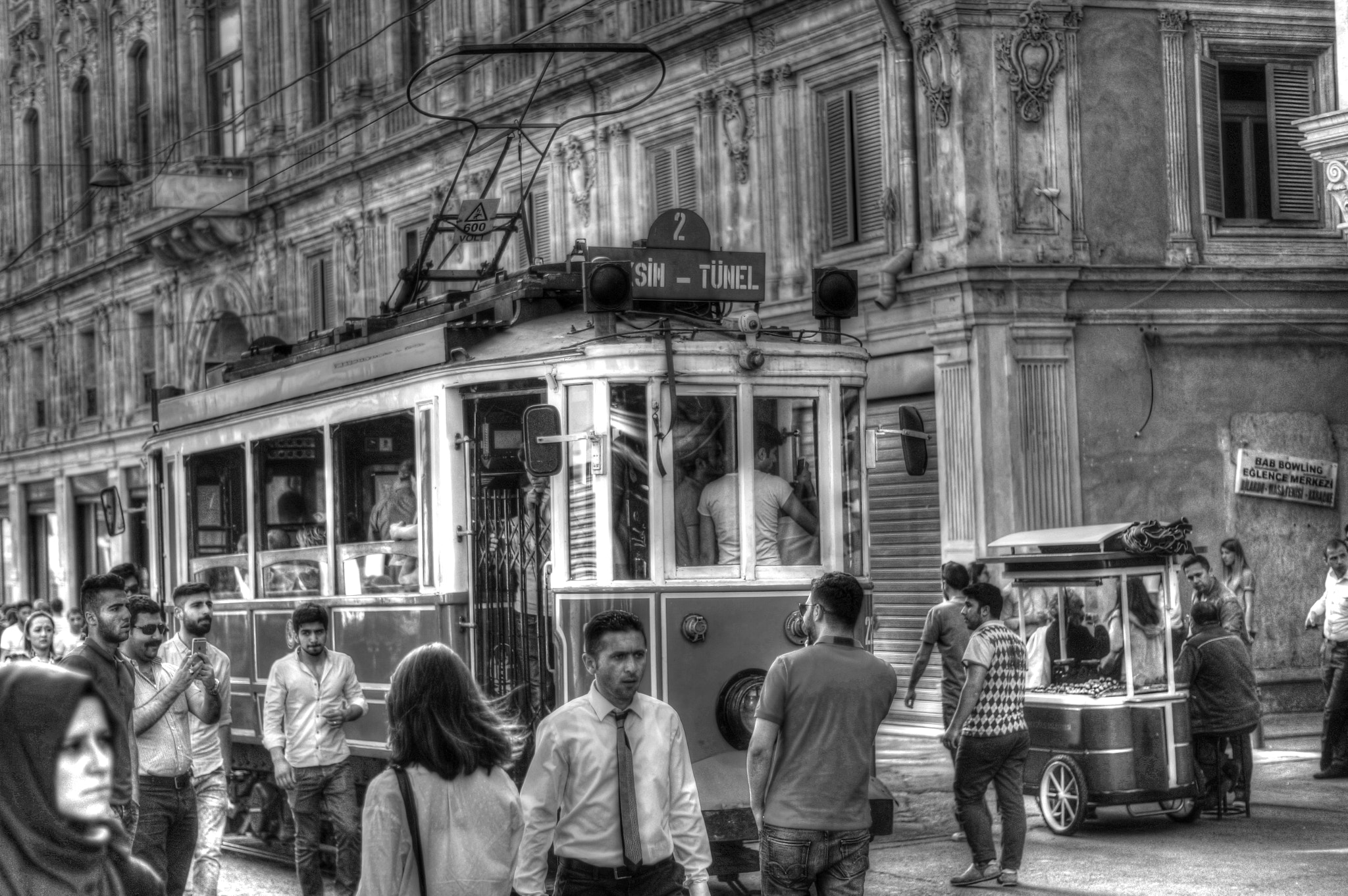 Sony SLT-A37 sample photo. Istiklal caddesi...(hdr) photography