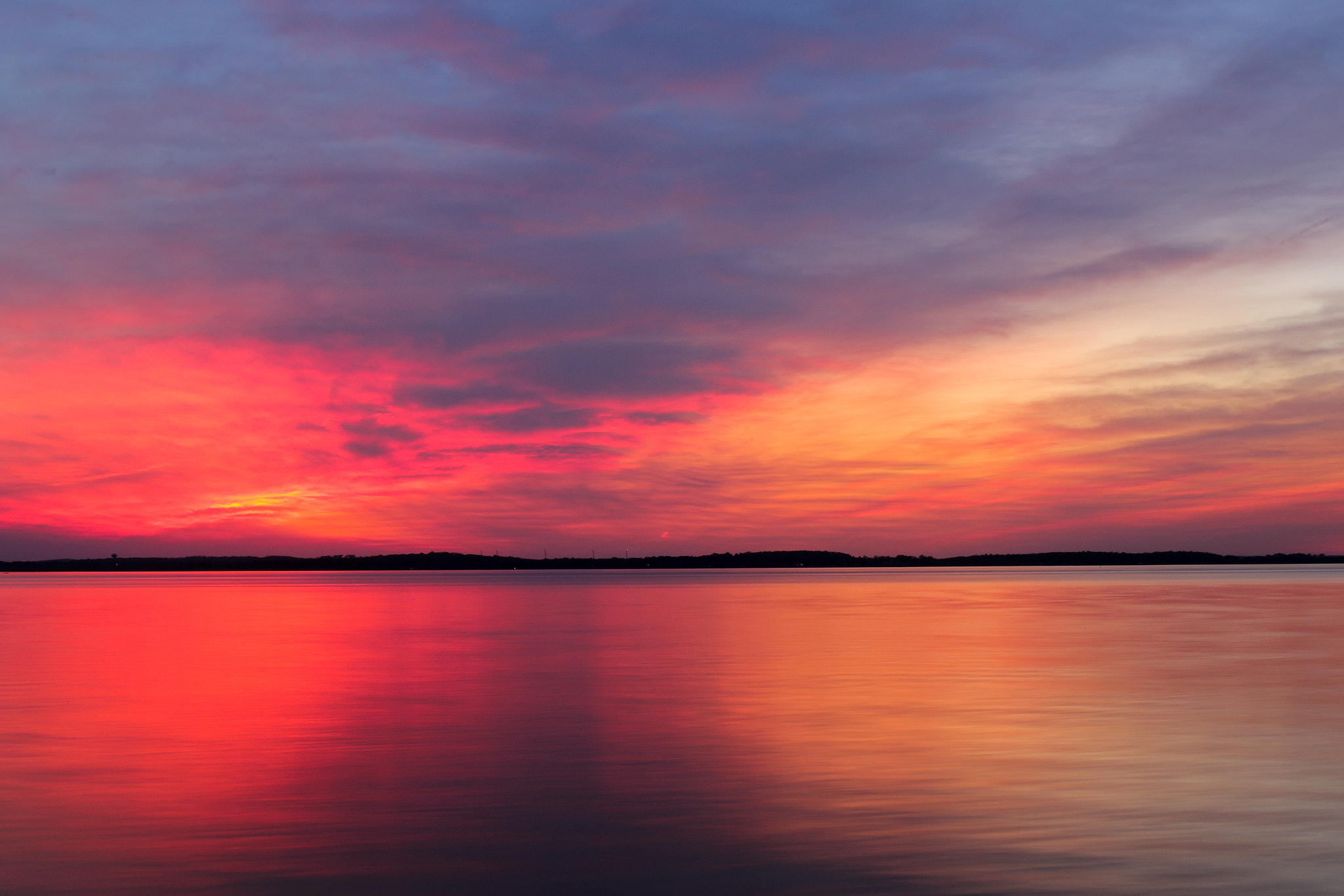 Canon EF 40mm F2.8 STM sample photo. Lake mendota sunset photography