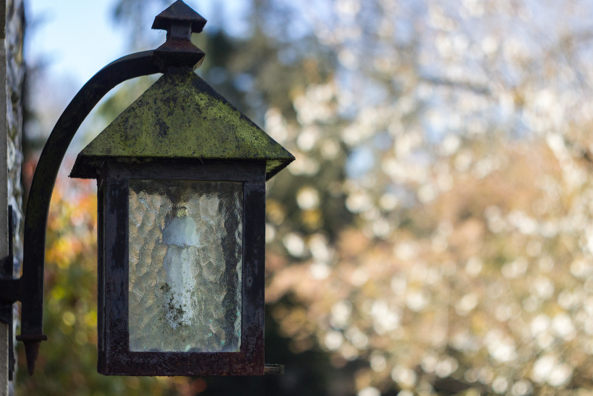 Canon EF 35-80mm f/4-5.6 sample photo. Old modern photography