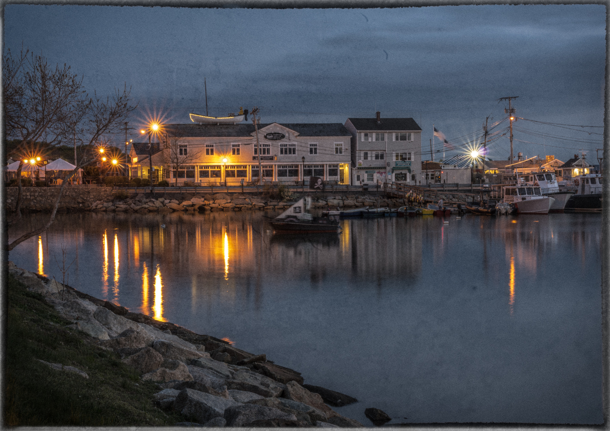 HD Pentax D FA 24-70mm F2.8 ED SDM WR sample photo. Evening turns to morning photography