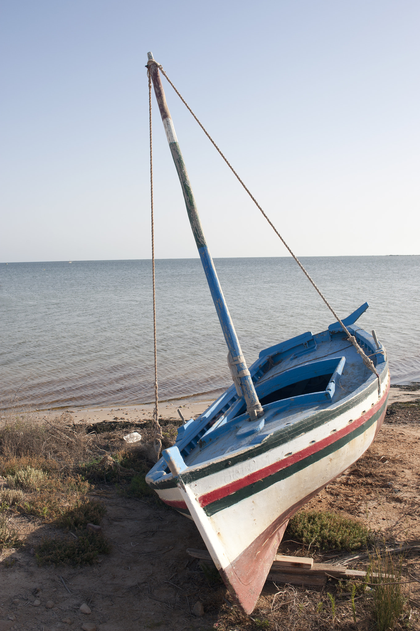 Nikon D700 + AF Zoom-Nikkor 35-70mm f/2.8D sample photo. Barque photography