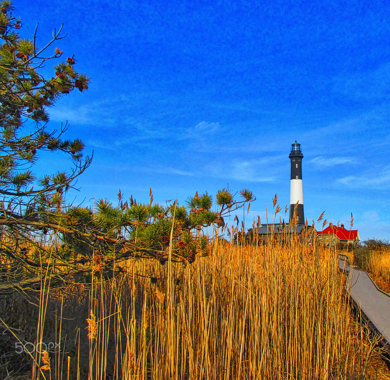 Canon PowerShot ELPH 115 IS (IXUS 132 / IXY 90F) sample photo. The lighthouse 1 photography