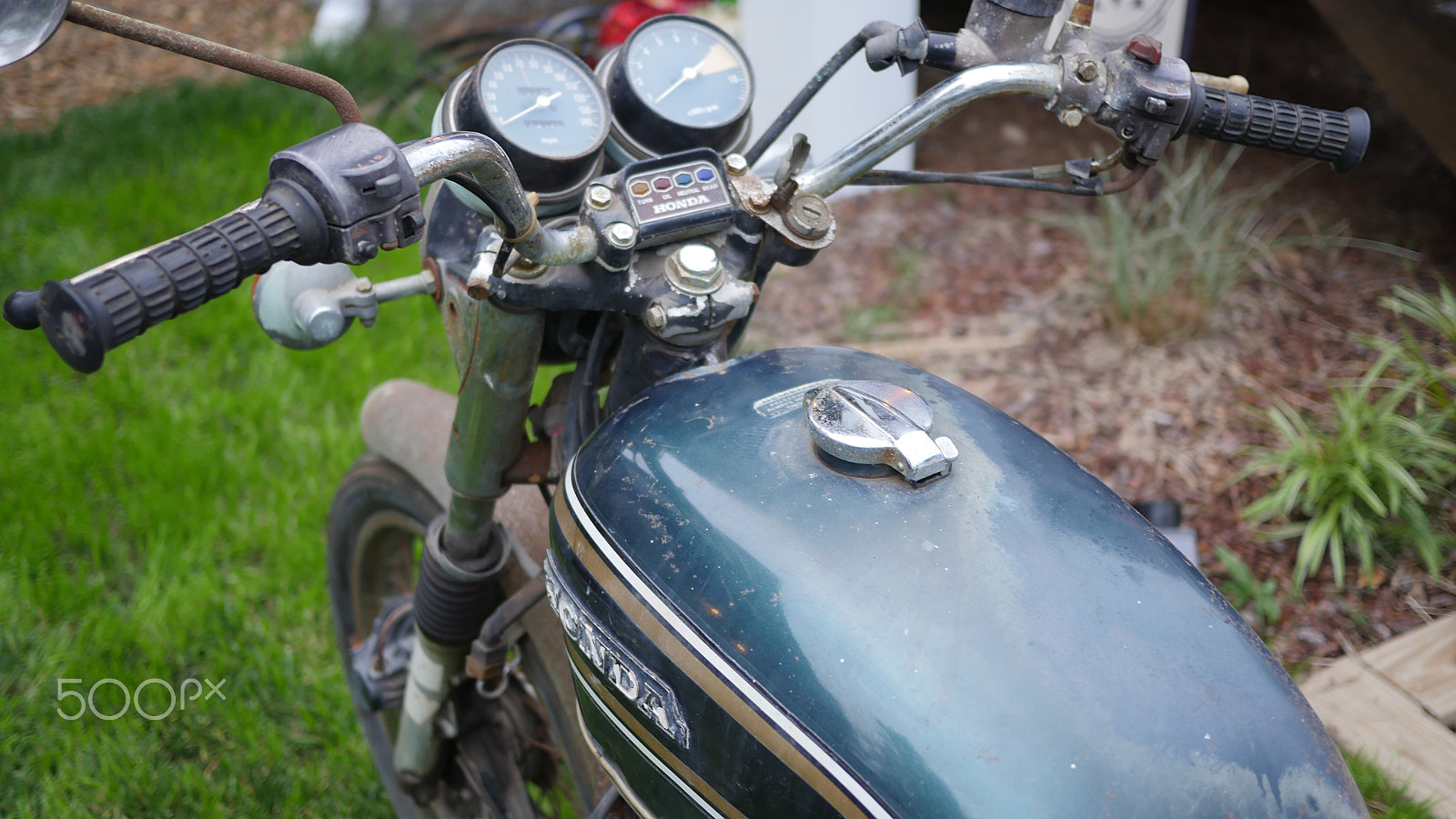 Panasonic Lumix DMC-GH4 + LUMIX G 20/F1.7 II sample photo. Honda cb750 - sonny black photography