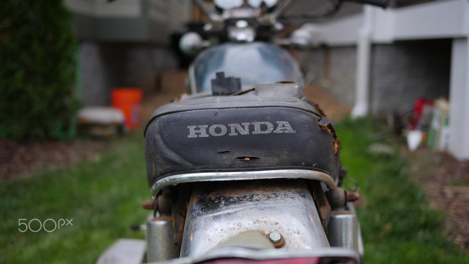 Panasonic Lumix DMC-GH4 + LUMIX G 20/F1.7 II sample photo. Honda cb750 - sonny black photography