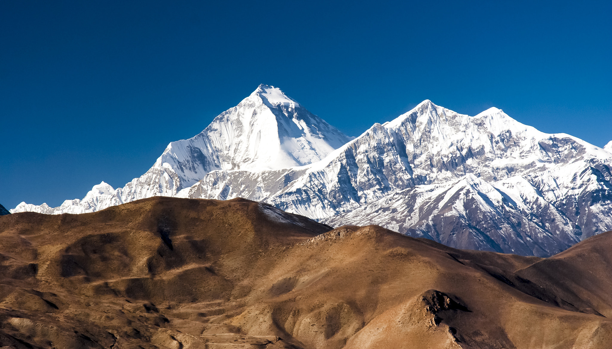 Sunrise at Annapurna South